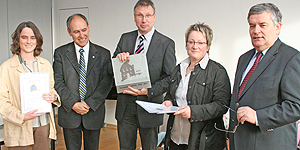 Übergabe der Urkunde an die Geschwister-Scholl-Schule - Hauptschule Radevormwald