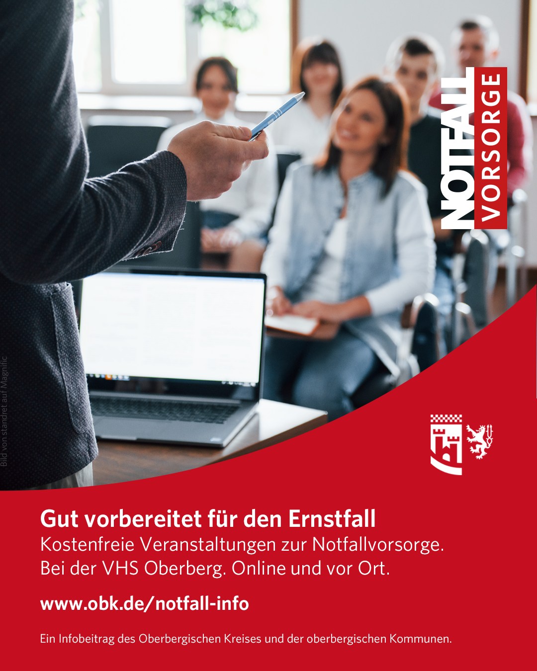 Kostenfreie Infoveranstaltungen im Oktober!

Was tun, wenn der Strom ausfällt? Wie bleibt man informiert, wenn gewohnte Kommunikationswege nicht funktionieren? Und wie lässt sich das eigene Zuhause vor Starkregen und Rückstau schützen?

Vorsorge bedeutet nicht, mit dem Schlimmsten zu rechnen. Sie bedeutet, gut vorbereitet zu sein, wenn etwas passiert. Im Oktober gibt es gleich zwei kostenfreie Veranstaltungen bei unserer VHS Oberberg mit konkreten Tipps für den Alltag.

.............

🚨 Katastrophenvorsorge und Notfallplanung im Privathaushalt

Info und Erfahrungsberichte mit unserem Kreisbrandmeister, unserem Inklusionsbeauftragten, der Freiwilligen Feuerwehr Morsbach und der AggerEnergie.

📅 Donnerstag, 15. Oktober 2026, 19:00 bis 20:30 Uhr
💻 Online - Kursnr. B2614112
📍 Rathaus Morsbach - Kursnr.  B2606112
✅ Teilnahme kostenfrei!

Anmeldung erforderlich:
👉 www.vhs-oberberg.de

.............

🌧️ Schutz vor Starkregen – was Ihr tun könnt

Die Verbraucherzentrale NRW zeigt praxisnah, wie Ihr Euer Haus oder Grundstück schützen könnt. Auf dem Programm stehen unter anderem bauliche Vorsorge, Rückstauschutz sowie wichtige rechtliche und versicherungstechnische Fragen. Das Seminar richtet sich insbesondere an Menschen, die ein Haus besitzen, planen oder sanieren. 

📅 Freitag, 9. Oktober 2026, 17:00 bis 18:30 Uhr
💻 Online-Seminar - Kursnr. B2614035
✅ Teilnahme kostenfrei!

Anmeldung erforderlich:
👉 www.vhs-oberberg.de