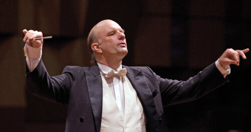 Die musikalische Leitung der Jungen Philharmonie Köln übernimmt Chefdirigent Volker Hartung. (Foto: Junge Philharmonie Köln) Die musikalische Leitung der Jungen Philharmonie Köln übernimmt Chefdirigent Volker Hartung. (Foto: Junge Philharmonie Köln)