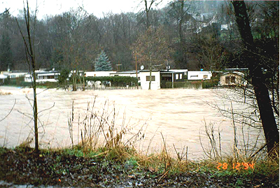 Foto vom Hochwasser der Agger 1994 in Engelskirchen