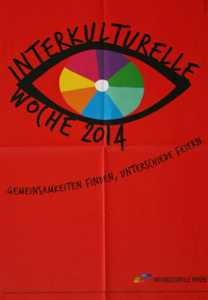 Das Programmheft der Interkulturellen Woche 2014 ist in jeder Hinsicht "vielseitig" (Foto:OBK)