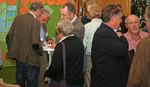 Die Regionalkonferenz bot Möglichkeiten zum regen Austausch über Projektideen (Foto:OBK)