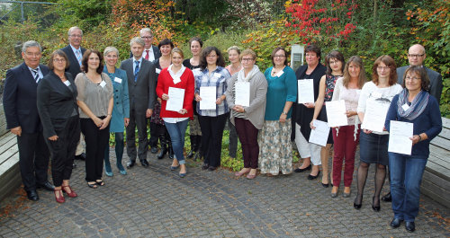 Zertifikatsübergabe zur Fortbildungsreihe „Entwicklung erkennen und fördern“. (Foto: OBK)
