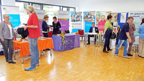 Viele Ansprechpartner zu unterschiedlichsten Themen boten sich auf dem Markt der Möglichkeiten. (Foto: OBK) Viele Ansprechpartner zu unterschiedlichsten Themen boten sich auf dem Markt der Möglichkeiten. (Foto: OBK)