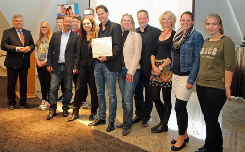 Landrat Hagen Jobi hat die Städtische Realschule Bergneustadt ausgezeichnet (Foto:OBK).