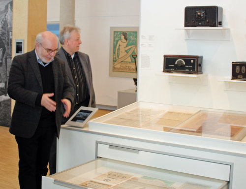 Gerhard Pomykaj und Peter Ruland in der Austellung Weimar (Foto:OBK)