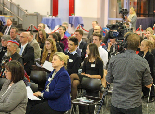 Per Live-Stream wurde die Veranstaltung sogar in die heimischen Wohnzimmer übertragen. (Foto: OBK)