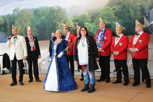 Prinzessin Sigrid I. regiert die Karnevalsgesellschaft Morsbach unter dem Motto "Frauenpower in der Republik - singt, lacht, feiert alle mit uns mit". (Foto: OBK)