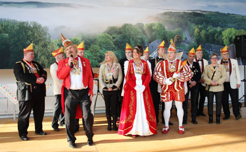 Der Ründerother Karnevalsverein wurde unter anderem durch Prinz Stefan I. und seine Prinzessin Daniela vertreten. (Foto: OBK)
