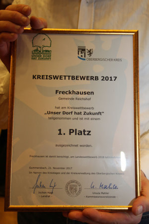 Die Urkunde für Freckhausen. (Foto: OBK)