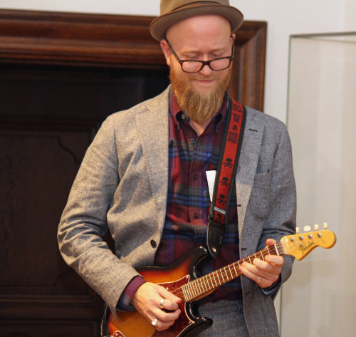 Mit seiner E-Mandoline überraschte Joon Laukamp (Foto: OBK).