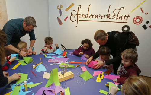 In der Erfinderwerkstatt im White Cube können Nachwuchsforscher tüffteln. (Foto: OBK)