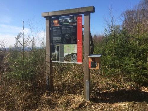 Audiostation am Steinhauerpfad in Lindlar. (Foto: Naturkpark Bergisches Land)