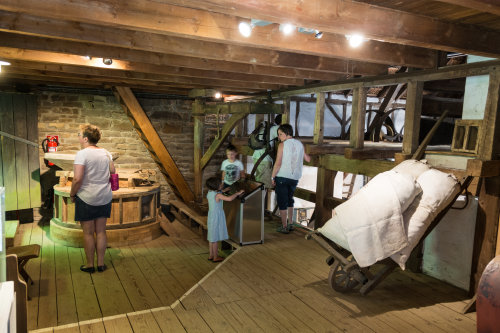 Die historische Gaderother Getreide- und Sägemühle auf Schloss Homburg. (Foto: Oliver Kolken)