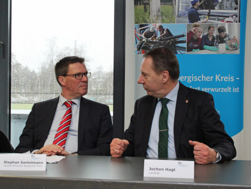 Die Landräte des Rheinisch-Bergischen und Oberbergischen Kreises wollen den Rad- und Wandertourismus in der Region gemeinsam weiter voranbringen. (Foto: OBK)