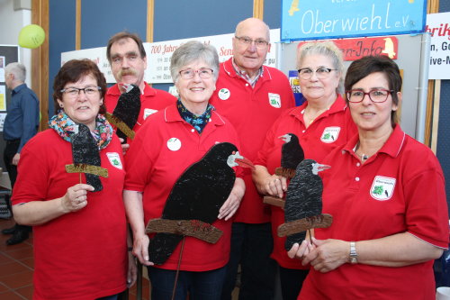 Engagiert als Aussteller und Caterer: Udo Kolpe (2. v. l.) und sein Team der Oberwiehler Dorfgemeinschaft. (Foto: OBK) 