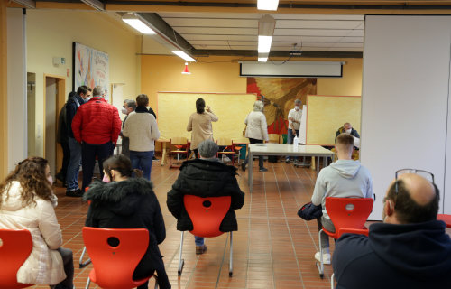 Der Wartebereich in der Grundschule Bernberg. (Foto: OBK)