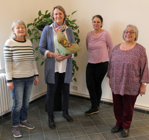 Die Standortlotsinnen in Morsbach freuen sich über die Unterstützung:(v.l.) Brigitte Kötting, Andrea Leidig, Cornelia Gnodtke, Renate Kersjes (Foto: OBK).