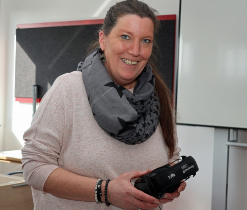 Diana Löffler von der Agentur für Arbeit Gummersbach hat den Schulungstag in der AGewiS aktiv begleitet. (Foto: OBK) Diana Löffler von der Agentur für Arbeit Gummersbach hat den Schulungstag in der AGewiS aktiv begleitet. (Foto: OBK)