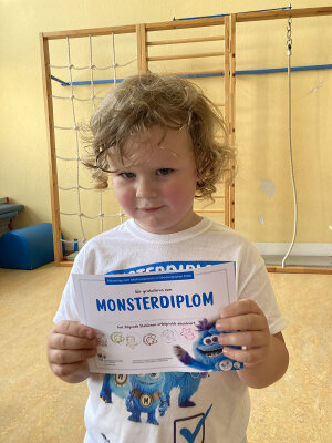 Das Monsterdiplom nach erfolgreich absolviertem Parkour. (Foto: OBK)
