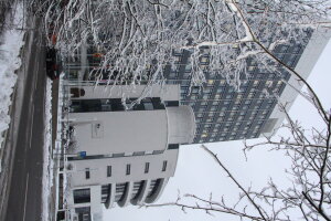 Angesichts sinkender Temperaturen, erster Schneefälle und steigender Glättegefahr auf den Straßen sind Anpassungen an die winterliche Witterung sinnvoll - nicht nur im Straßenverkehr. Archivfoto: OBK)