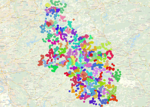 Rund 5600 Erhebungsadressen gibt es im Oberbergischen Kreis. Unter Beachtung des Datenschutzes wurde die Darstellung so gewählt, dass keine Einzeladressen erkennbar sind. (Grafik: OBK/ Hintergrundkarte: Stadtplanwerk Ruhrgebiet 2.0, Regionalverband Ruhr und Kooperationspartner)