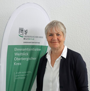 Susanne Schmidt-Kraepelin freut sich über ihre neue Aufgabe als Weitblick-Lotsin für die Gemeinde Reichshof. (Foto: OBK) 
