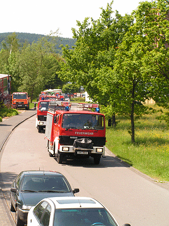 Das Bild zeigt Feuerwehrfahrzeuge Das Bild zeigt Feuerwehrfahrzeuge