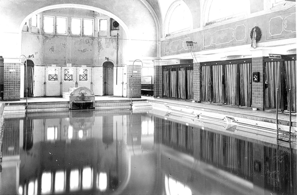 Blick in das ehemalige Hohenzollernbad (Foto: OBK)