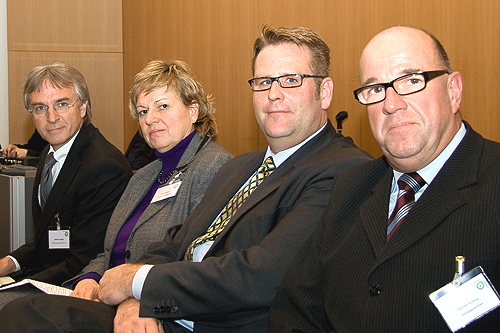 Alfred A. Bulitz, Ursula Kriesten, Bernhard Rappenhöner, Wilfried Holberg (v.l.) haben die Gesundheitsregion Oberberg beim ersten Forum der "HealthRegion CologneBonn" vertreten. (Foto: privat)
