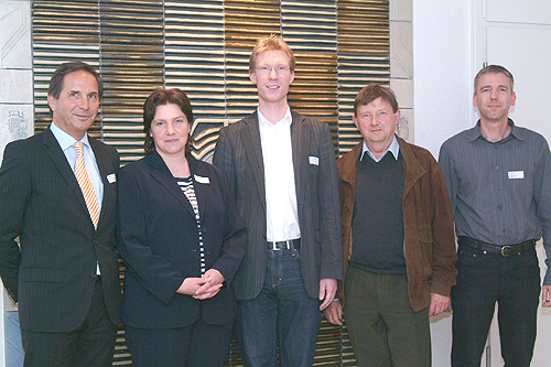 Vorsitzender Josef Haag, RSP Unternehmensberatung, stellv. Vorsitzende Birgit Steuer, Wirtschaftsförderung Oberbergischer Kreis, Schatzmeister Armin Schnieber, Contools, Prof. Dr. Georg Frhr. v. Landsberg, Harald Voss Berufskolleg Oberberg, Michael Schwertel, Blurmedia (ohne Bild) 