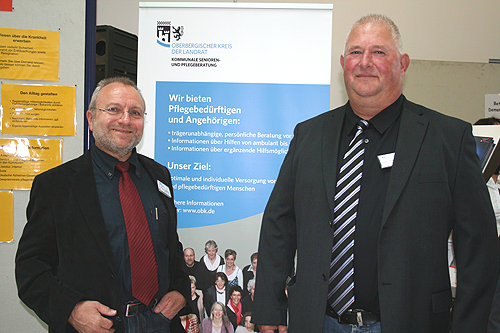 Organisatoren des Demenztages: Leiter des Amtes für Soziale Angelegenheiten Joachim Steinhilb und der Koordinator Senioren-/Pflegeberaterinnen u. Berater Karl-Dieter Müller (Foto: OBK)  