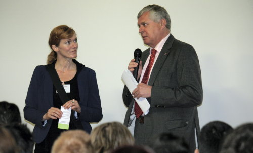 Sozialdezernent Dr. Jorg Nuermberger bei der Eröffnung (Foto:OBK) 