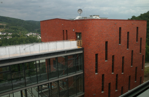 Die Verbindung vom Neubau zum Altbau. (Foto:OBK)