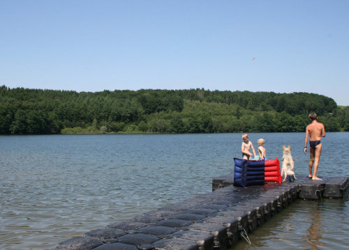 Die oberbergischen Talsperren - hier die Lingese - bieten Abkühlung (Foto:OBK)