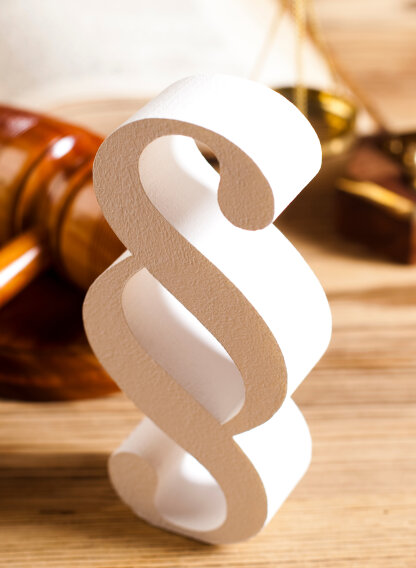 Wooden gavel barrister, justice concept, paragraph