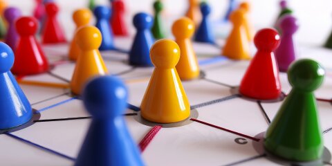 Synergizing Success: Collaborative Business Strategies.Study how the trend of decentralization in corporate structures impacts networking and cooperation.