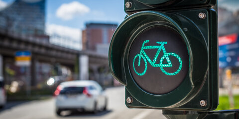 Green traffic light for bicycles