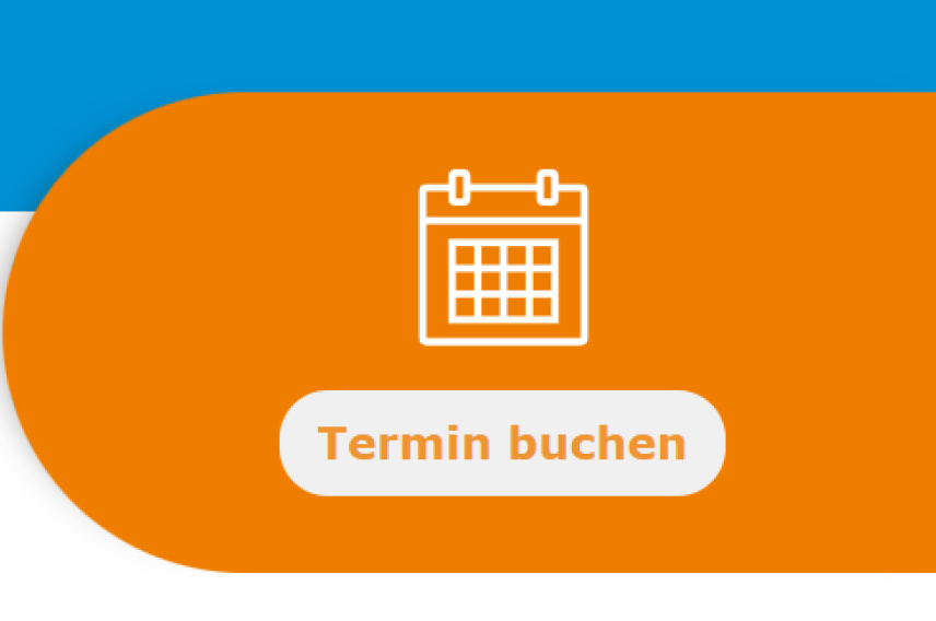 Grafik mit einem Kalender-Symbol in Weiß auf orangefarbenem Hintergrund und einem Button mit der Aufschrift 'Termin buchen'.