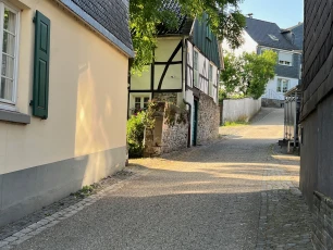 Wipperführt - Blick in die Gasse "Zur Krakenburg"