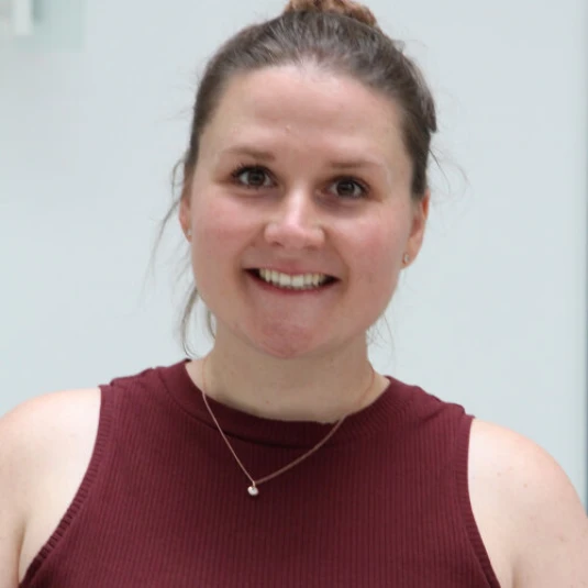 Portrait Nina Schurrmann