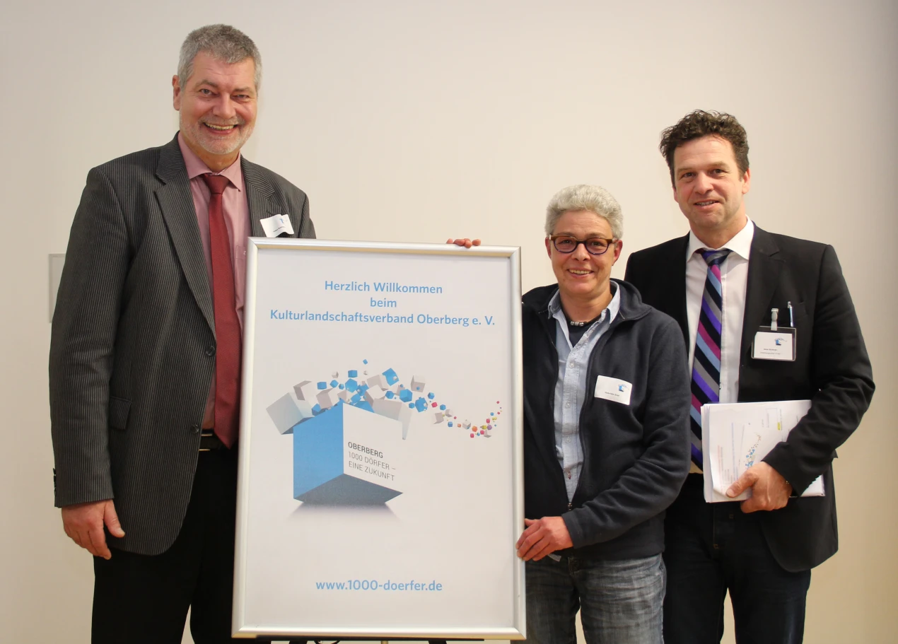 Hilko Redenius, Gabriela Graf und Jens Eichner bilden den Vorstand des Kulturlandschaftsverband Oberberg e. V. (Foto: OBK)
