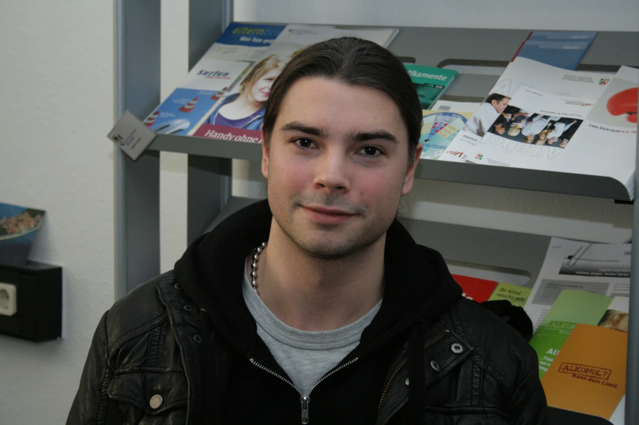 Streetworker Heiko Lenger ist auf den Straßen in Marienheide und Hückeswagen als Ansprechpartner unterwegs (Foto:OBK) 