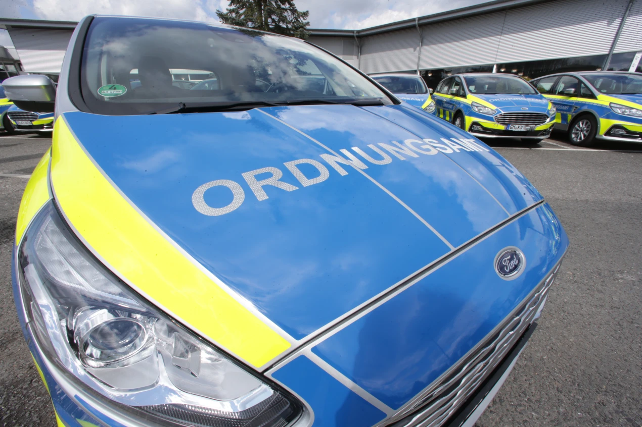 Im Rahmen der "Ordnungspartnerschaft Sicherheit" wurden neue Dienstfahrzeuge in polizeiähnlicher Optik geleast, mit deren Auslieferung an die Kommunen in der vergangenen Woche begonnen werden konnte. (Foto: OBK)