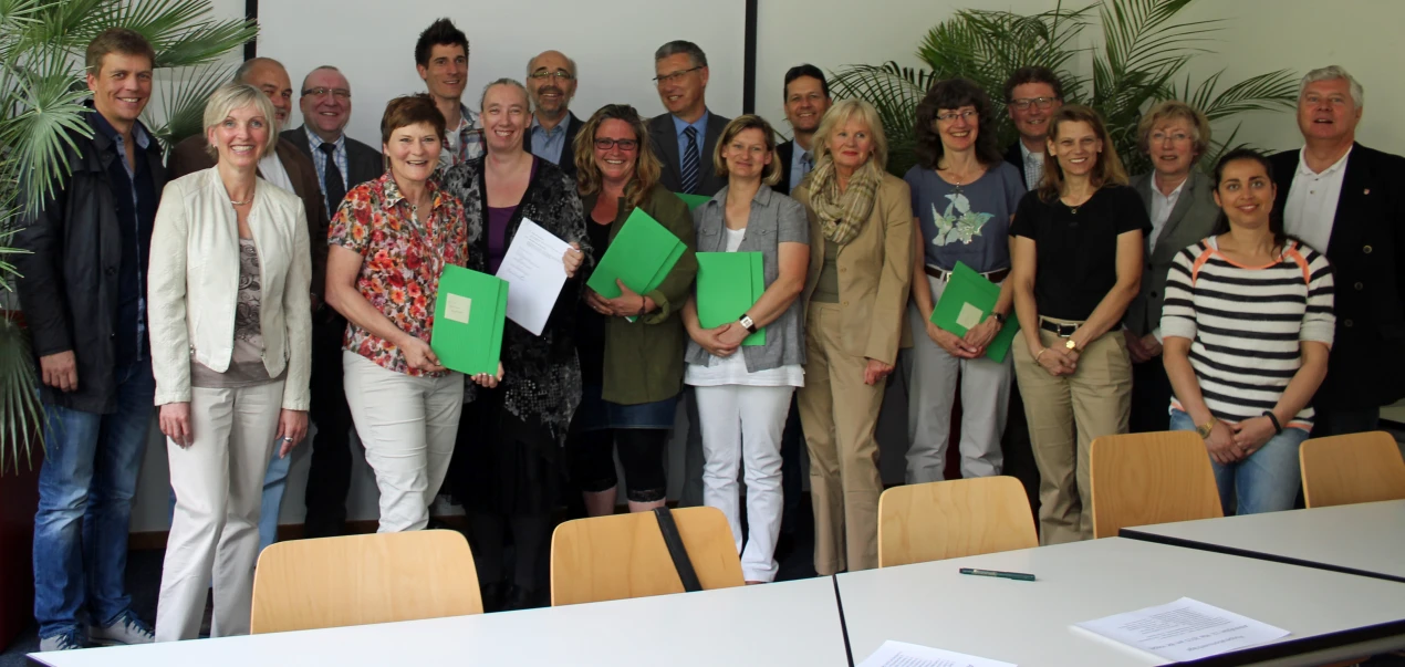 Die Unterzeichnenden des Kreises, der Berufskollegs und weiterführenden Schulen sind starke Kooperationspartner (Foto:OBK)