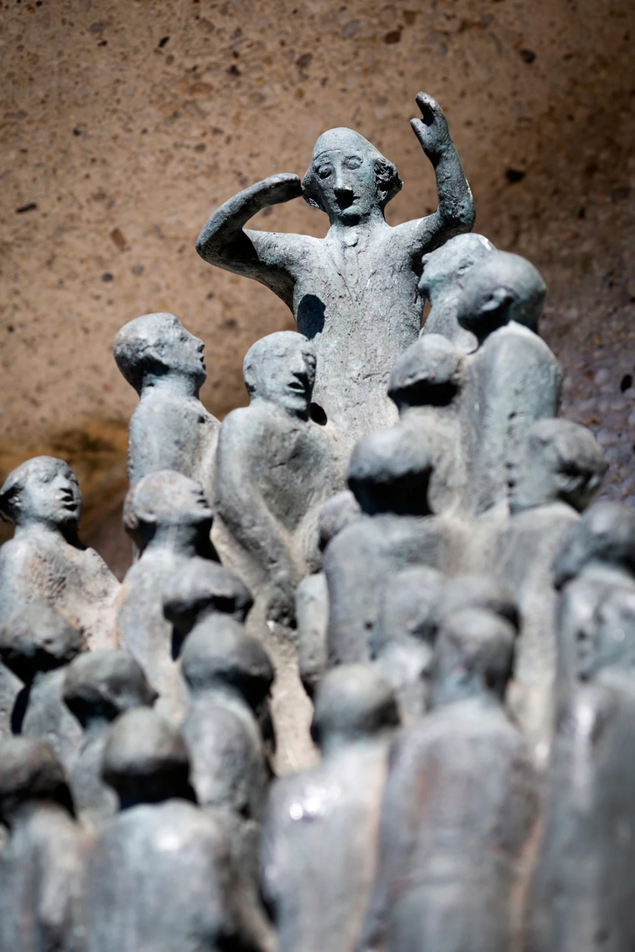 Künstlerischen Denkmal für Anton Wilhelm von Zuccalmaglio des Künstlers Wolf von Borries in Waldbröl. (Foto: Joachim Gies)