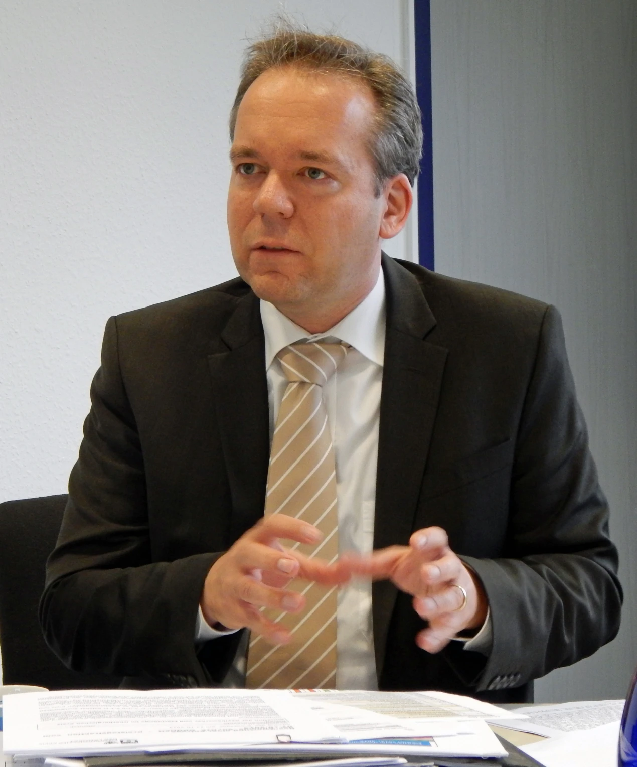Der Spagat zwischen erforderlichen Investitionen und finanziell Vertretbarem ist gelungen, findet auch Kreiskämmerer Klaus Grootens. (Foto: OBK)