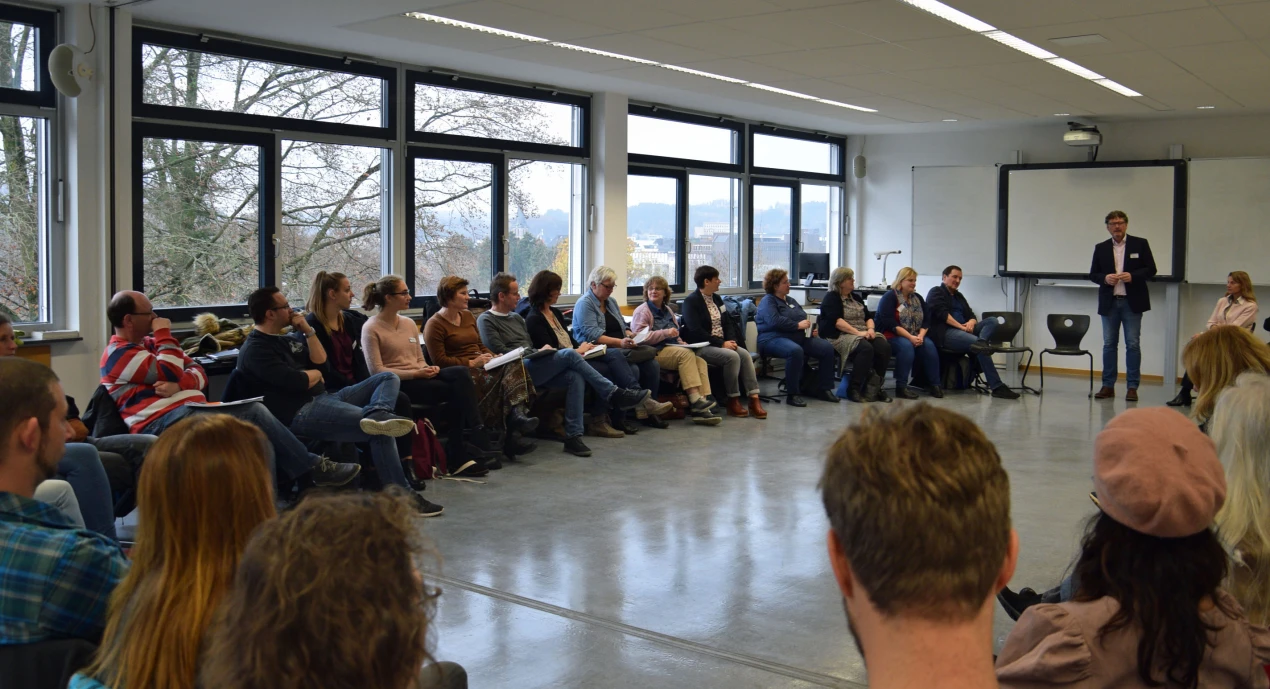 Im jährlichen Kooperationsforum der drei oberbergischen Berufskollegs war zentrales Thema die Herausforderungen im Unterricht mit geflüchteten Jugendlichen. (Foto: OBK)