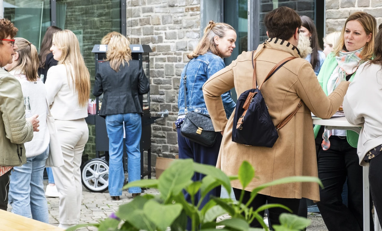 Informieren und netzwerken beim Frauen-Job-Event 2024. (Foto: OBK)