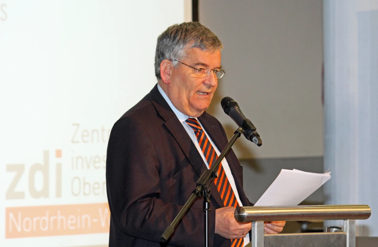Für Landrat Hagen Jobi ist das neue Schülerlabor ein "sehr wichtiger Baustein in unserem regionalen MINT-Baukasten". (Foto: OBK)